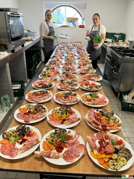 Consultez nos suggestions de menus Traiteur italien: Bruxelles & La Hulpe. Votre traiteur pour chaque événement: fête, mariage, anniversaire. Plats italiens